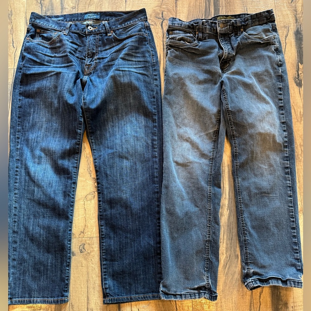 Two pairs of men’s jeans. Lucky & urban Star 34x30